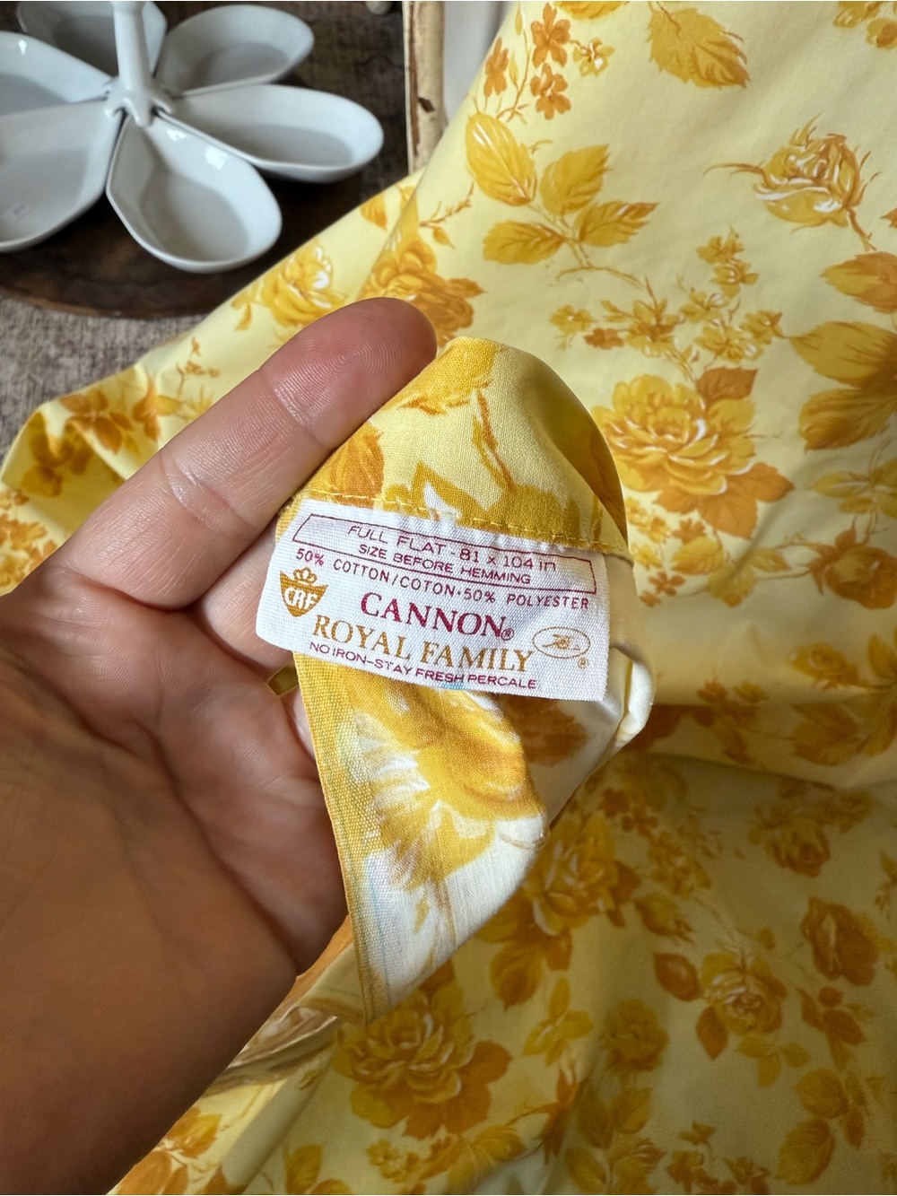 Yellow Floral Flat/Fabric - Picture 4 of 5